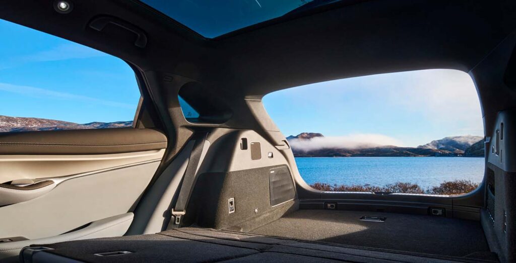 BYD-Sealion-7-Comfort-interior-trasera-II