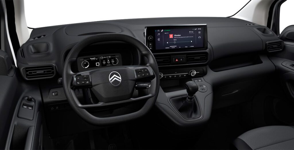 Citroen-Berlingo-Talla-M-BlueHDi-100-SS-YOU-interior-delantera