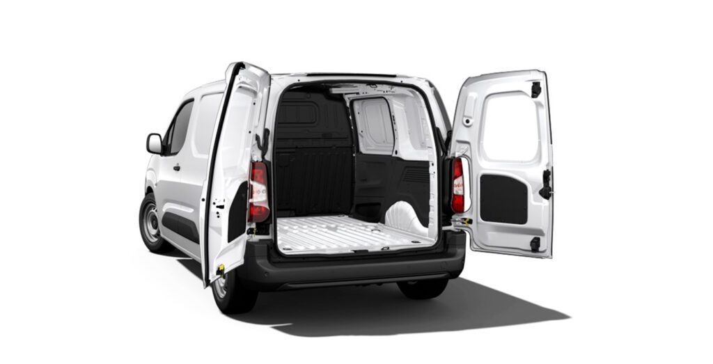Peugeot-Partner-Pro-Standard-BlueHDI-restyling-esterior-trasera-2