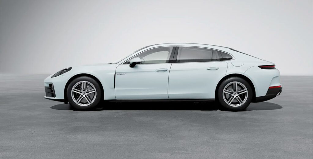 Porsche-Panamera-4-E-Hybrid-Executive-lateral