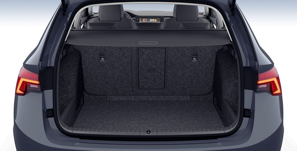 SKODA-Octavia-Combi-interior-maletero