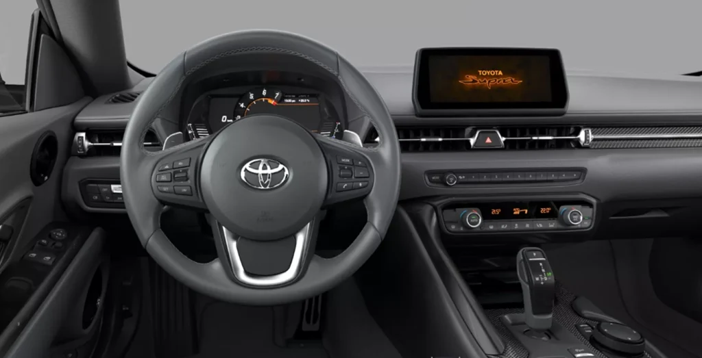 Toyota-GR-Supra-3.0T-250kW-340CV-Performance-AT8-interior-delantera.webp