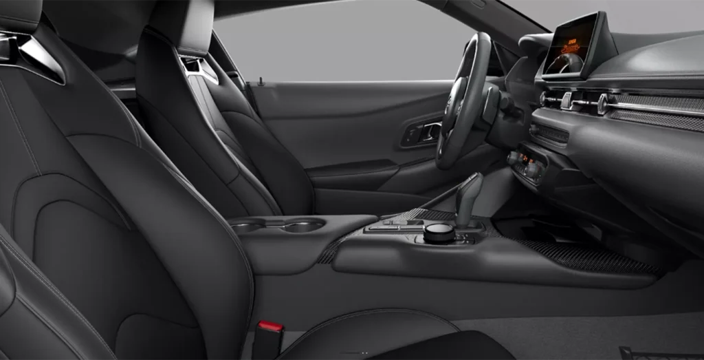Toyota-GR-Supra-3.0T-250kW-340CV-Performance-AT8-interior-delantera-III.webp