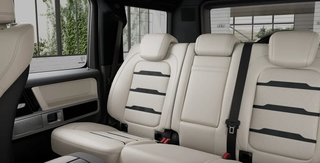 Mercedes-AMG-G-63-interior-trasera.webp