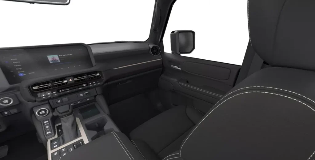 Toyota-Land-Cruiser-250-Hybrid-48V-VX-interior-delantera-II.webp
