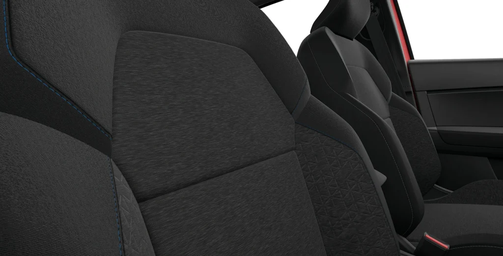 Renault-Captur-Evolution-TCE-140cv-DCE-interior-perfil.webp