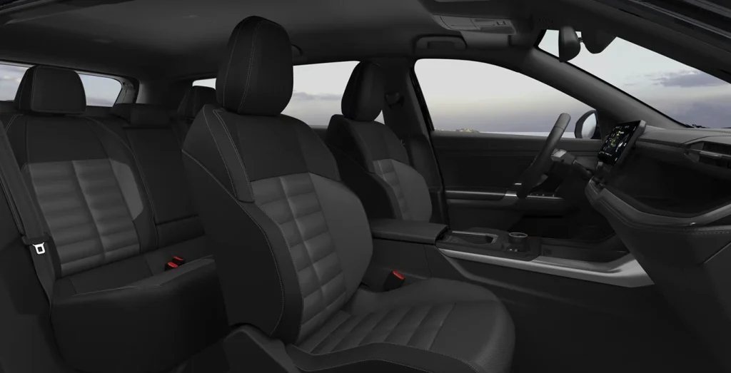 JEEP-Compass-1.2-MHEV-Altitude-145CV-interior-trasera.webp