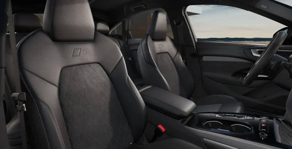 Audi-A5-TDI-150kW-204CV-Black-Line-interior-delantera-II