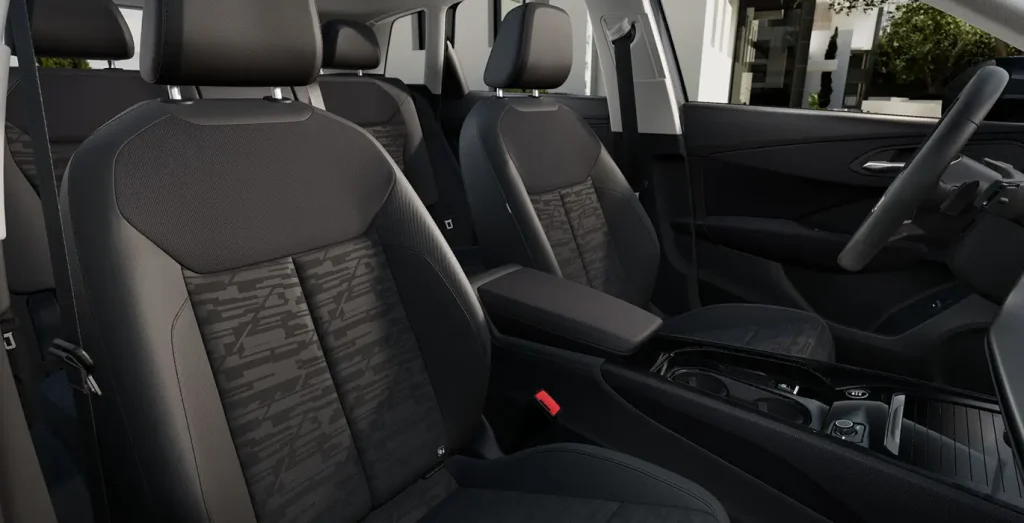 Audi-Q3-Advanced-TFSI-110kW-S-Tronic-interior-delantera-II