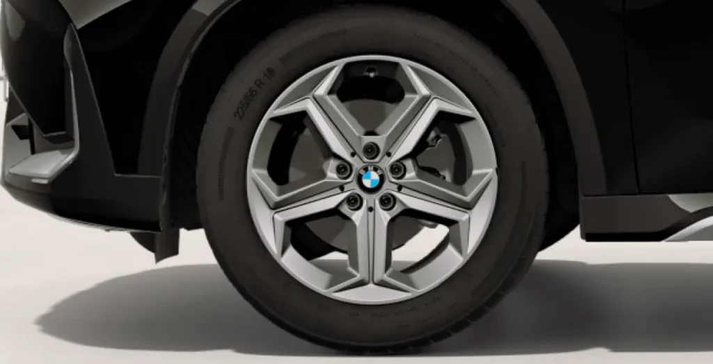 BMW-X1-sDrive20d-xLine-120kW-llanta