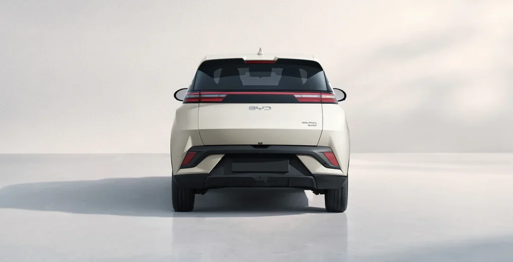 BYD-Dolphin-Surf-Boost-trasera