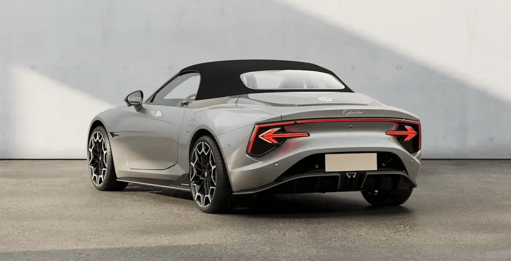 MG-Cyberster-Trophy-Single-Motor-trasera-II