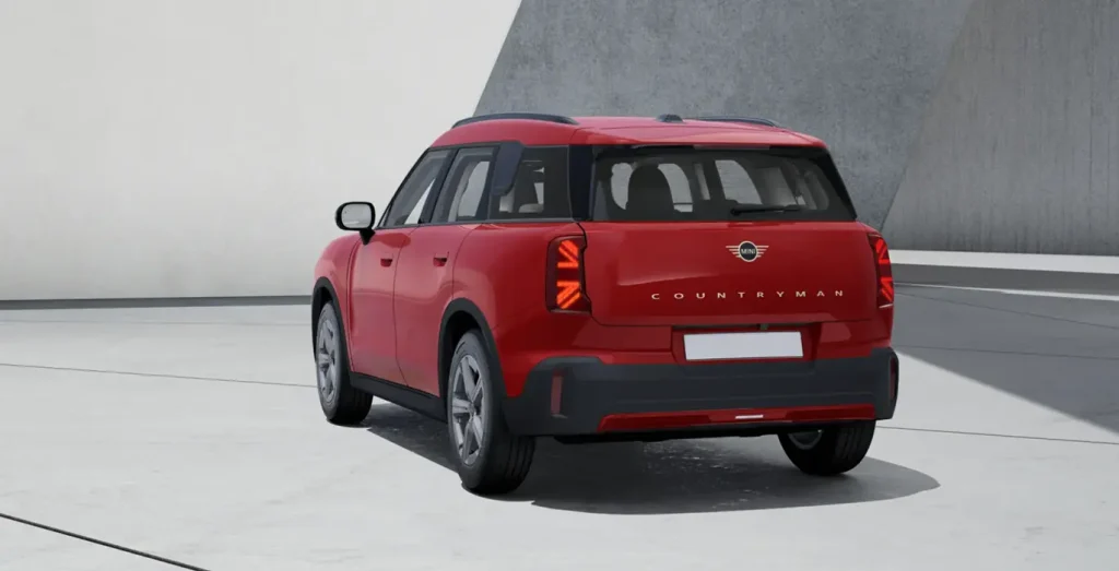 MINI-Countryman-C-Essential-trasera