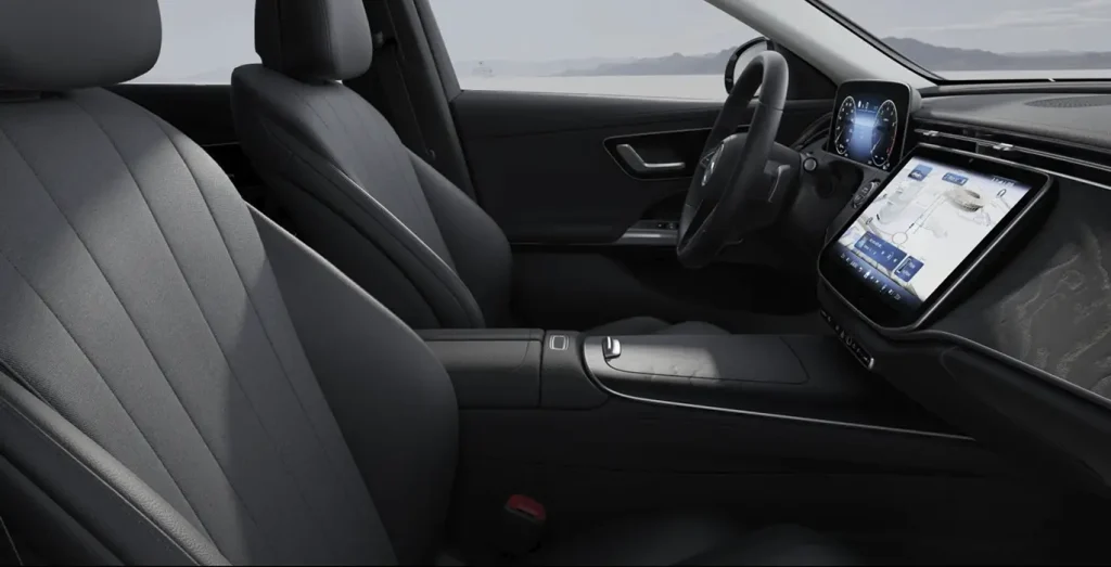 Mercedes-Benz-Clase-E-200-interior-delantera-II