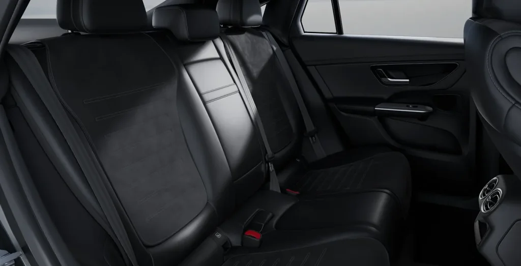 Mercedes-Benz-GLC-Coupe-200-4MATIC-interior-trasera