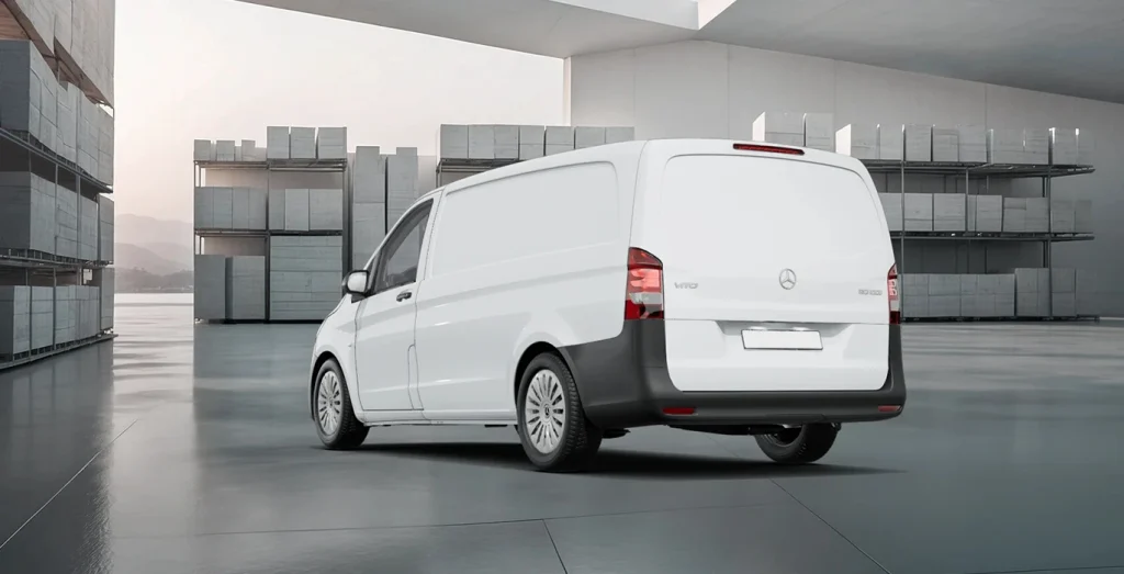 Mercedes-Benz-Vito-110CDI-75kW-Furgon-Pro-Larga-blanco-trasera