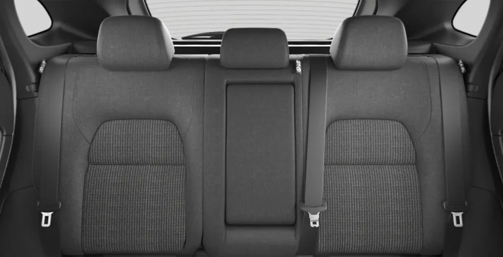 NISSAN-Qashqai-DIG-T-103kW-140CV-MHEV-4x2-Acenta-Deep-Blue-Ocean-interior-trasera