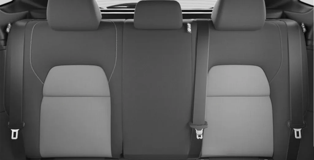 Nissan-Qashqai-DIG-T-117kW-158CV-MHEV-CVT-Acenta-interior-trasera