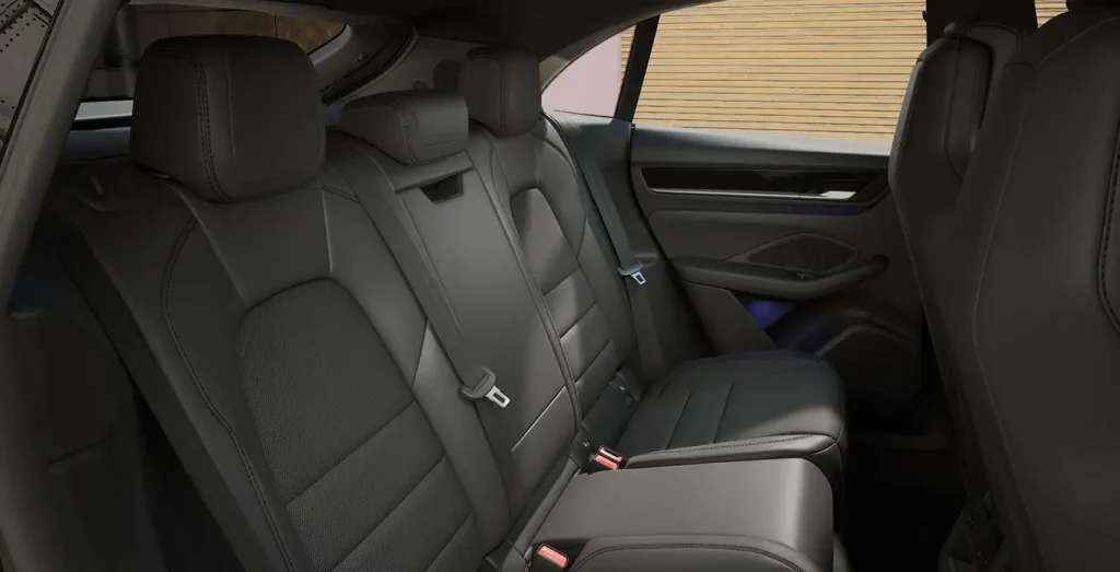 Porsche-Macan-interior-trasera