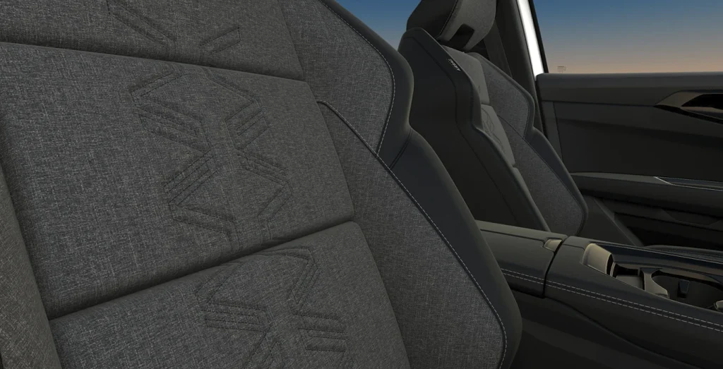RENAULT-AUSTRAL-E-Tech-Full-Hybrid-Evolution-147kW-interior-asientos