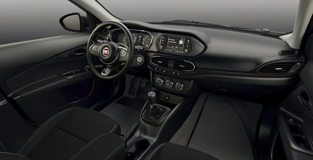 Fiat-Tipo-Sedan-1.6-Diesel-96kW-130CV-interior-delantera