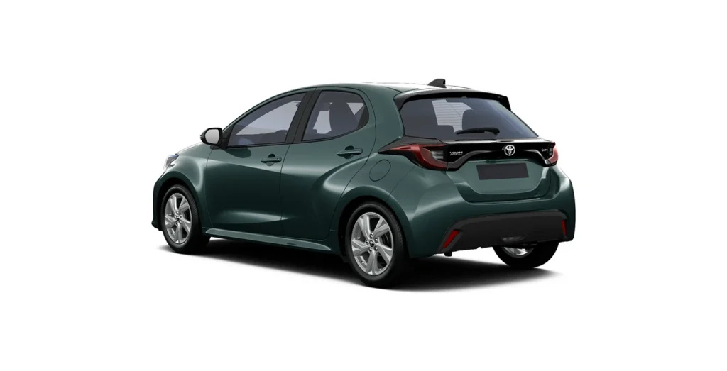 Toyota-Yaris-120H-116CV-Active-II-trasera-verde-everest